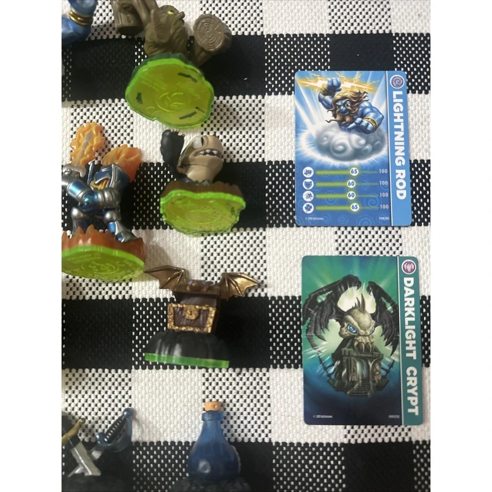 MASSIVE Skylander Lot with‎ Cards Great Condition